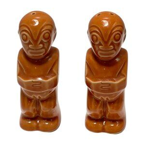 Tiki Trader Vic Salt and Pepper Shaker Brown Tan Ceramic